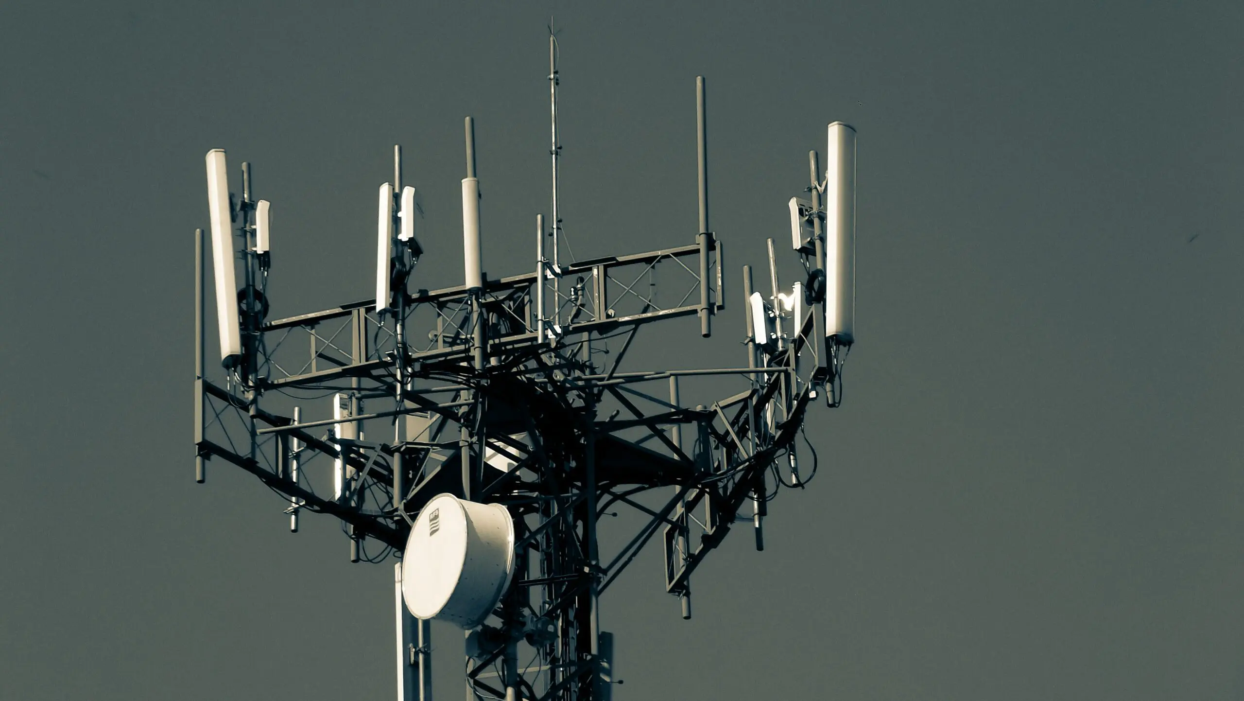 antenas de internet celular - Cómo funcionan las antenas de datos móviles