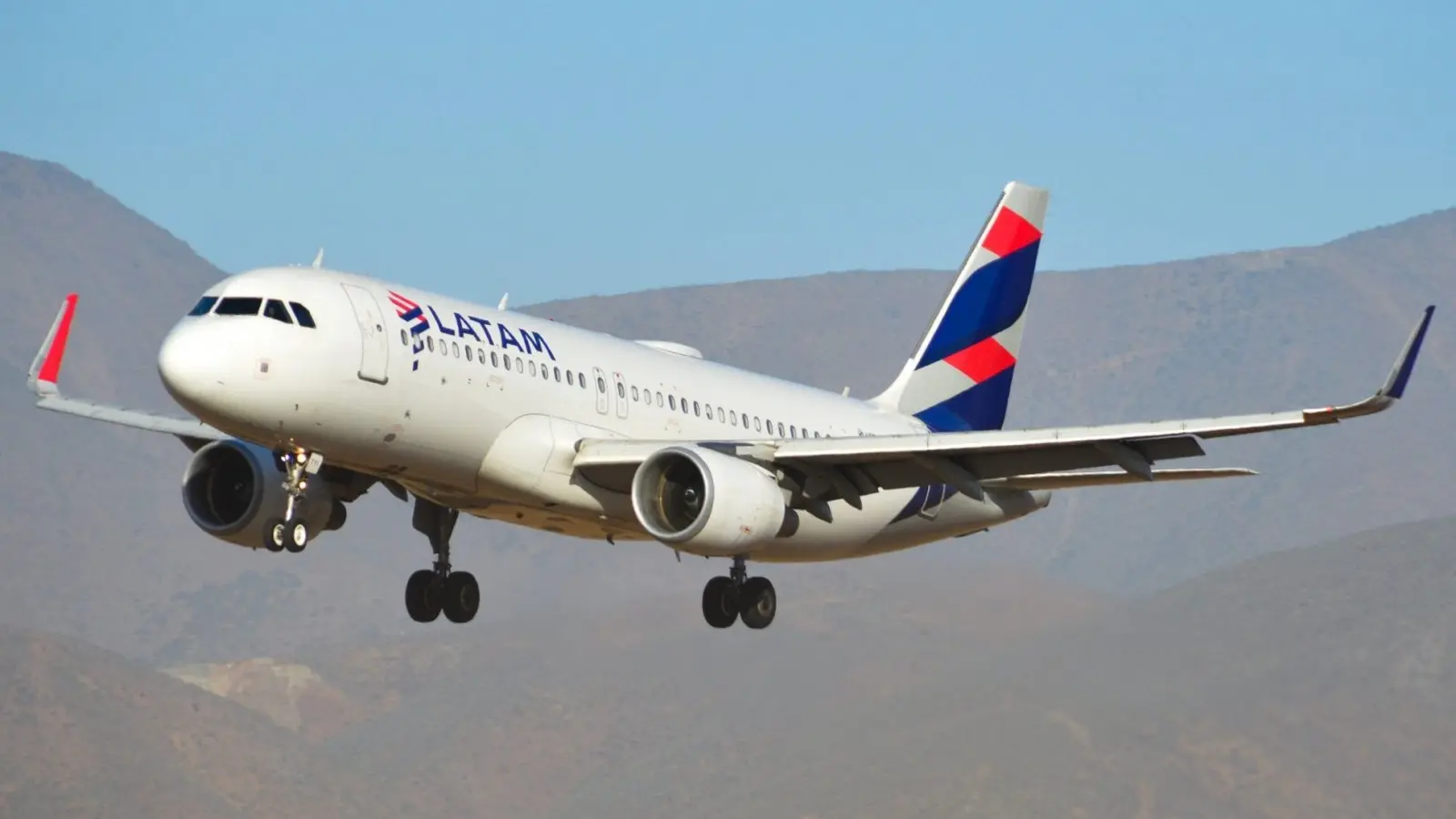 como.conectar wi fi en el.vuelo de latam - Cómo tener señal en el avión