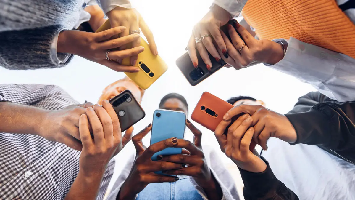que país actualmente produce la mayor cantidad de telefonia celular - Cuál es el país con más adiccion al celular