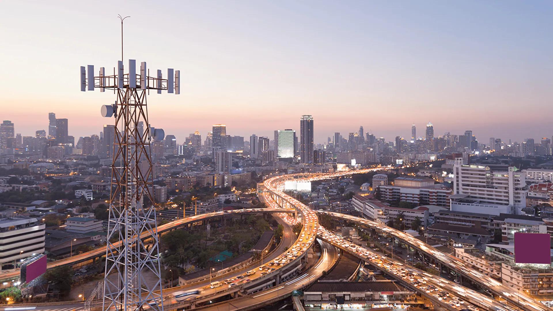 torres de telefonia wee - Cuál es el peso de una torre de telecomunicaciones