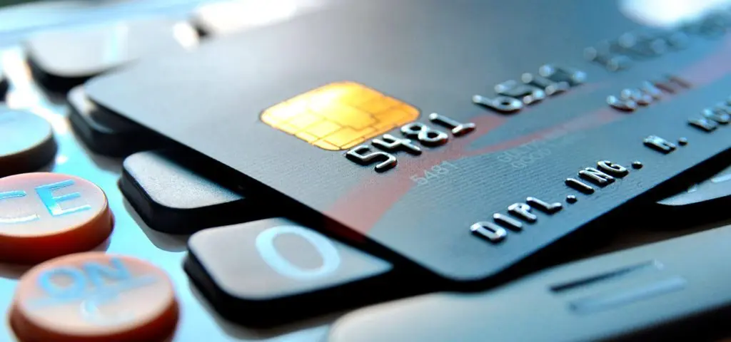 fraude con tarjeta de debito por internet - Cuáles son los fraudes más comunes con la tarjeta debito