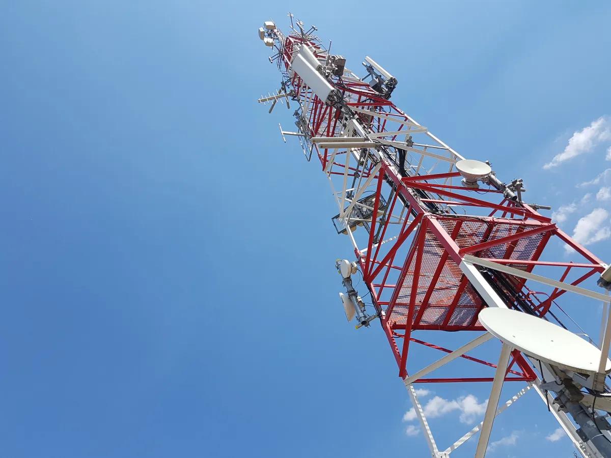 potencia maxima antena telefonia movil - Qué antena se utiliza en las comunicaciones móviles