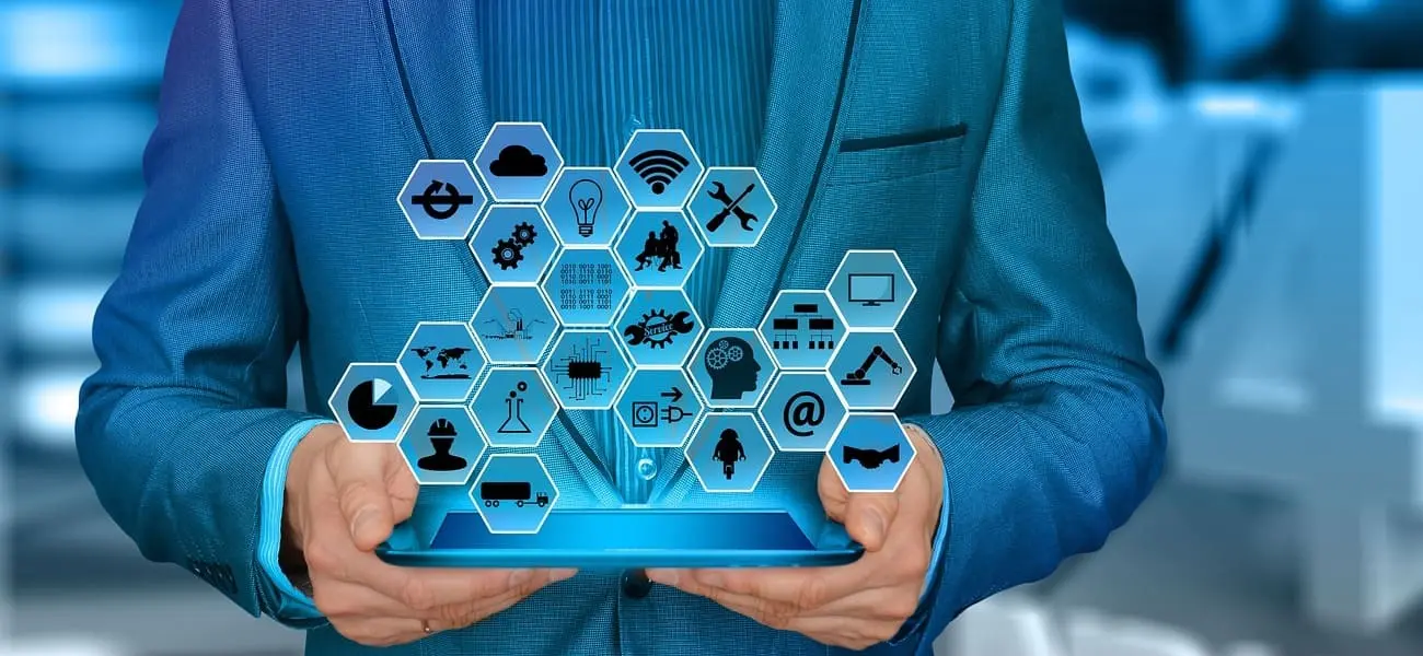 adaptacion de los medios masivos a la internet - Qué es la adaptacion entre medios de comunicación
