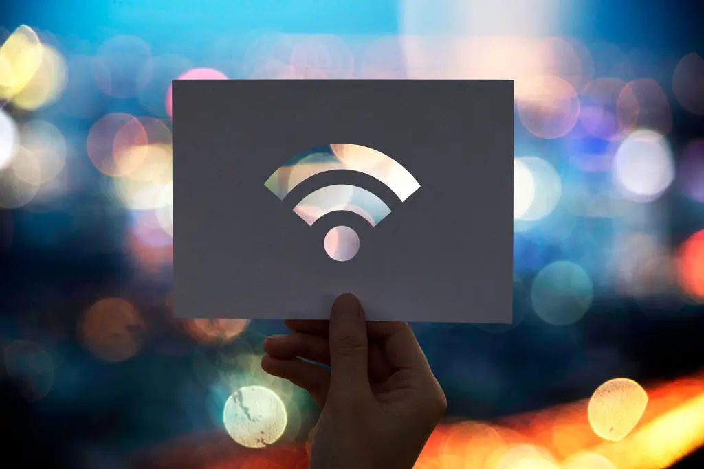ventajas de internet satelital - Qué internet es mejor el de fibra óptica o el satelital
