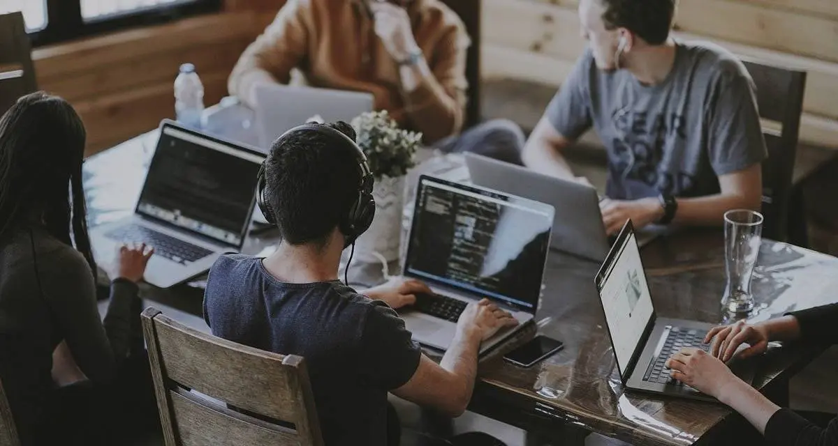 La Tutorial Definitiva para Encontrar Trabajo en Internet: Tu Búsqueda de Empleo Digital - Qué página buena para buscar empleo búsqueda de trabajo por internet - Qué página buena para buscar empleo