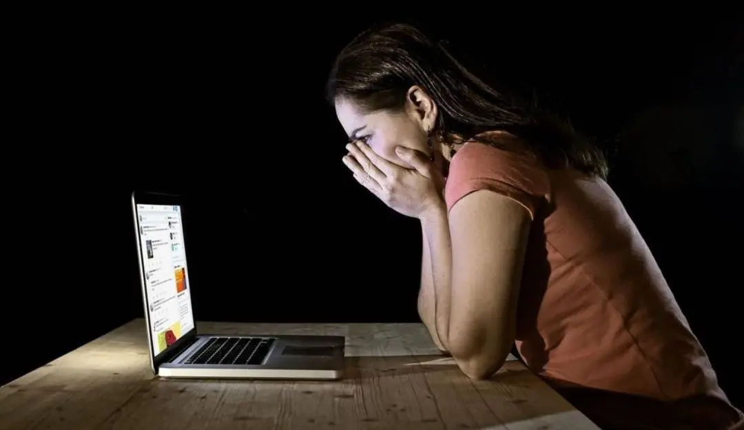 daño de informacion en internet - Qué problema puede tener la información que se encuentra en internet