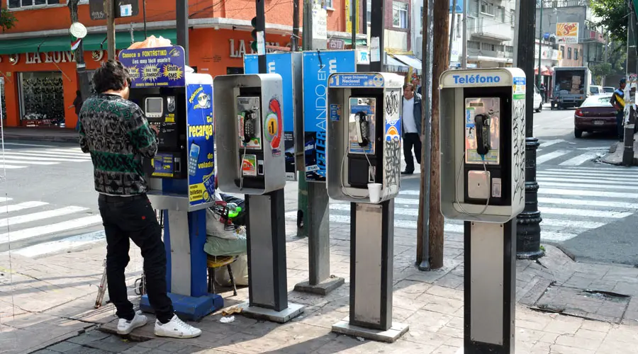 la telefonia es un servicio publioc - Qué se considera un servicio público