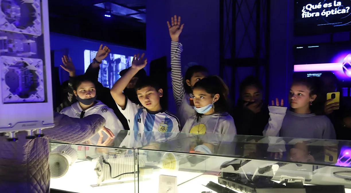 Exposición de Telefonía Movistar: Un Viaje a Través de la Innovación y la Conexión - Que se realiza a través de la Fundación Telefónica Movistar exposicion de telefonia movistar - Que se realiza a través de la Fundación Telefónica Movistar