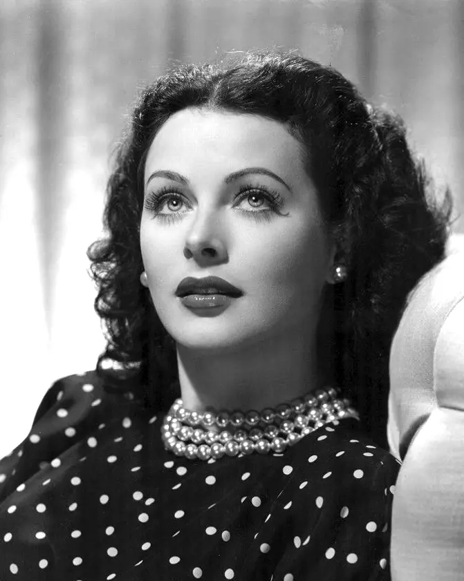 Hedy Lamarr: La Actriz que Ayudó a Inventar el Wi-Fi - Quién creó el wifi en realidad hedy lamarr invento el wifi - Quién creó el wifi en realidad